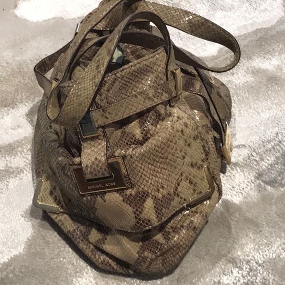 Michael Kors Bag - Picture 4 of 4